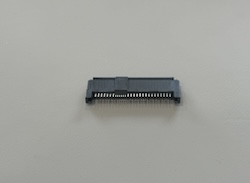 SAS 68P 母座焊线式 180° 镀金30μ”